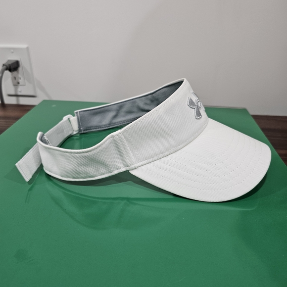 Under Armour White HeatGear Adjustable Golf/Running Visor - OSFA - Picture 3 of 6